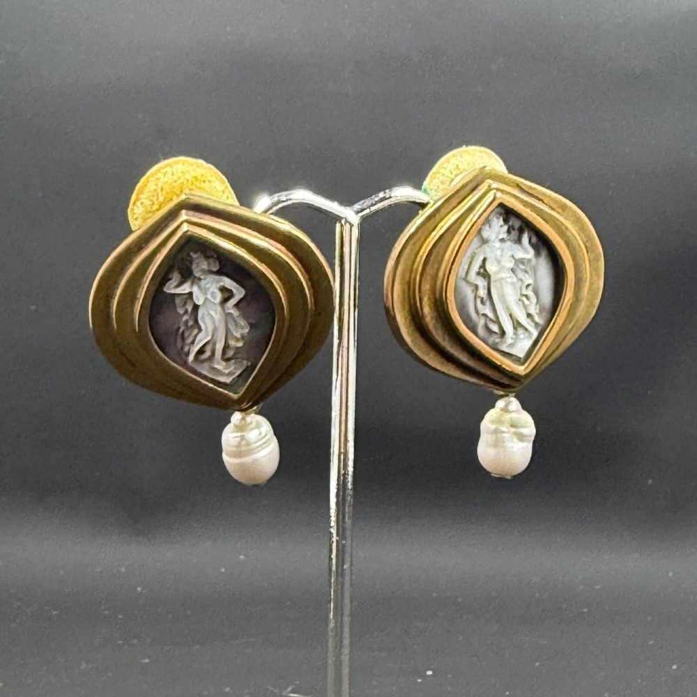 Stephen Dweck 1.5" Earrings - Sterling Bronze Cameo & Pearl Drop Clip-On‎